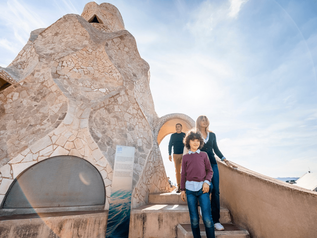 Azotea La Pedrera 日出家庭,家庭漫步