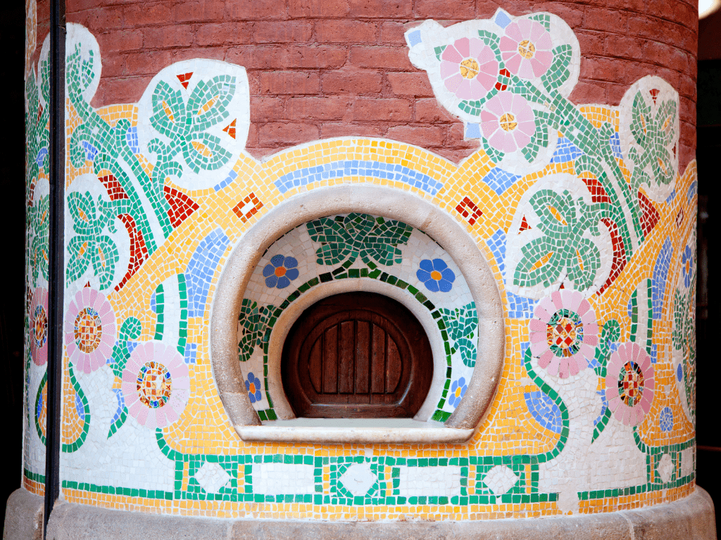 音乐宫装饰中的鲜花和自然元素