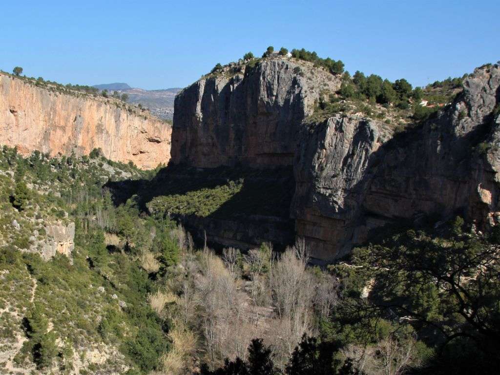 xr:d:DAF-MnLbsm0:66,j:8422156262935733678,t:24041515